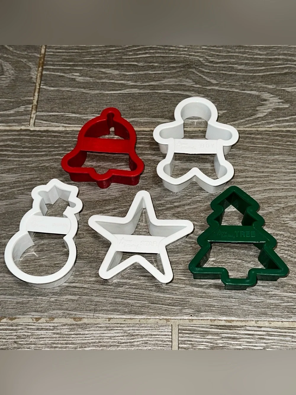 Vintage Acme Christmas Cookie Cutters Bell Tree Snowman Star Gingerbread Man